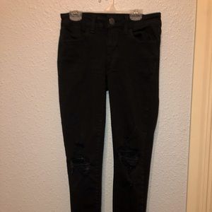 American Eagle low waisted ripped skinny jeans